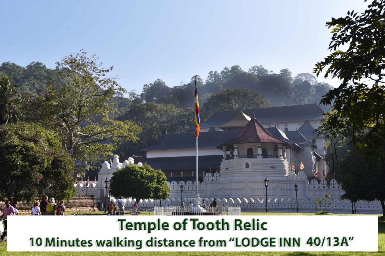 Antique Tourists Lodge Kandy Buitenkant foto